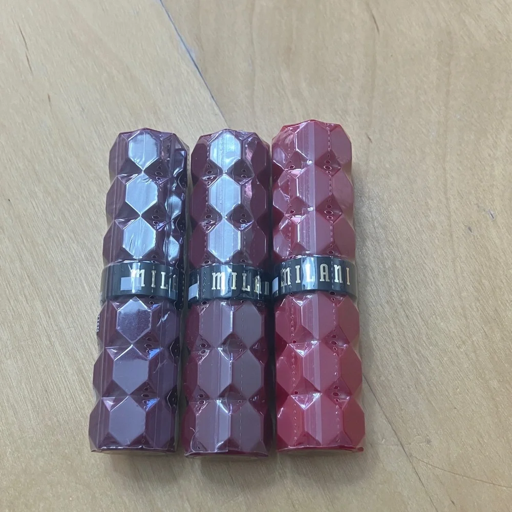 Milani Faceted Lipstick Trio in 180 SEDUCE- 210 NYLON-200 BITTEN